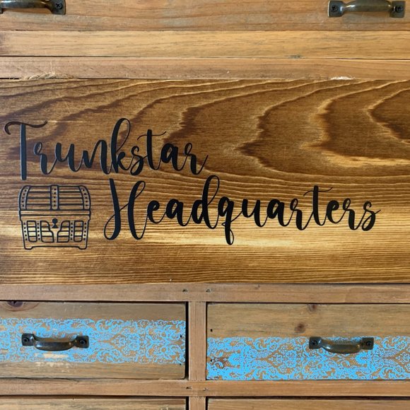 Meet your Posher, Julie - Picture 2 of 14